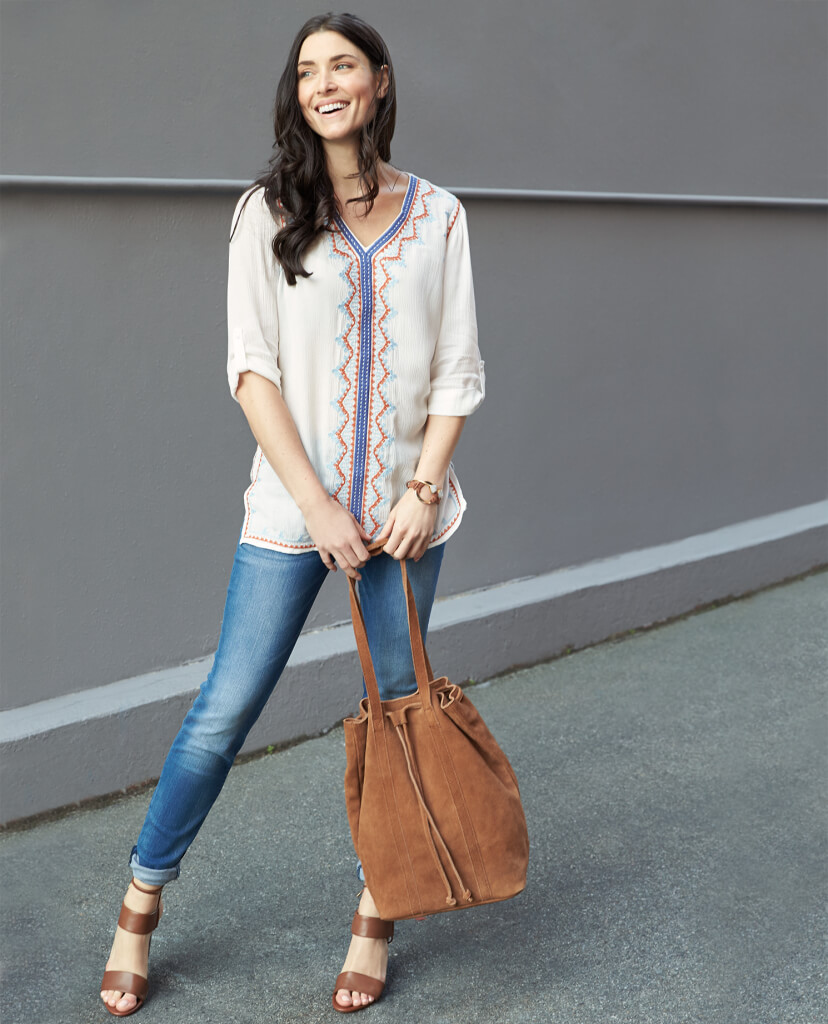 sandals with jeans girl